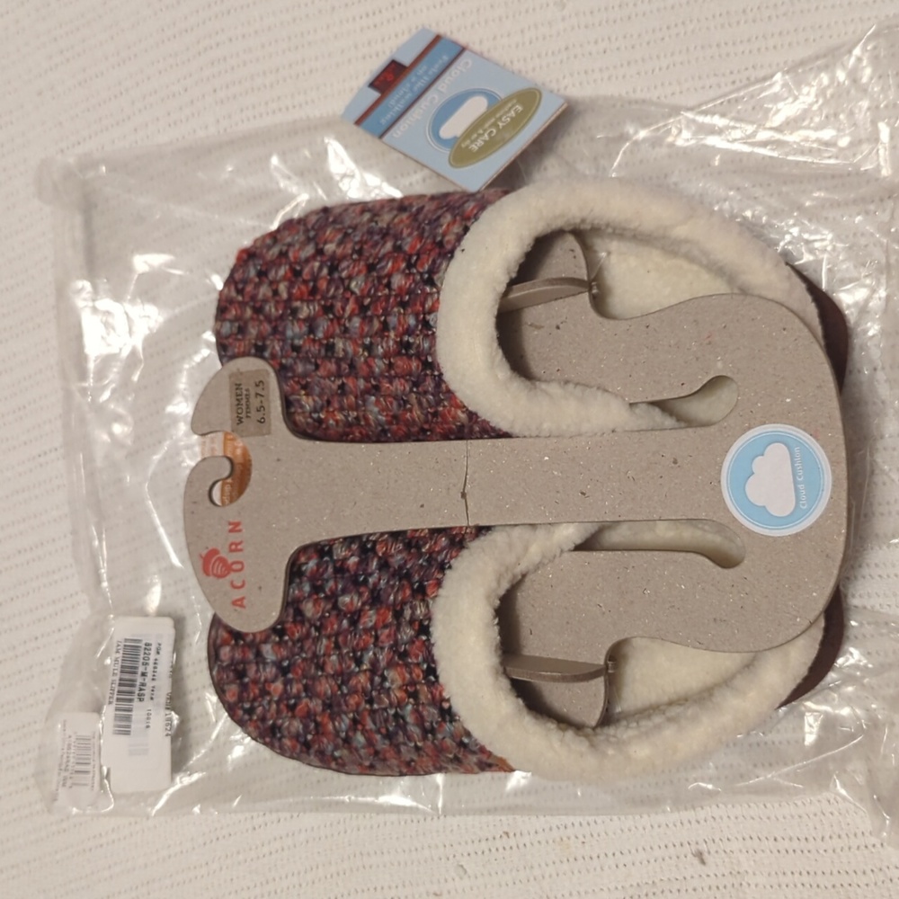 NWT Acorn multicolor knit slippers w/ faux fur Sz 6.5-7.5